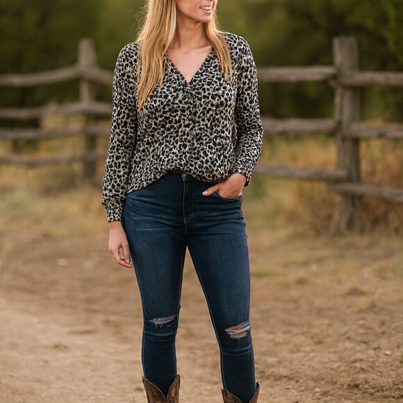 Zara Denim - ZARA Jeans Women 31 Jeans Ripped Skinny Slim Tapered Legs Western Beach‎ Casual